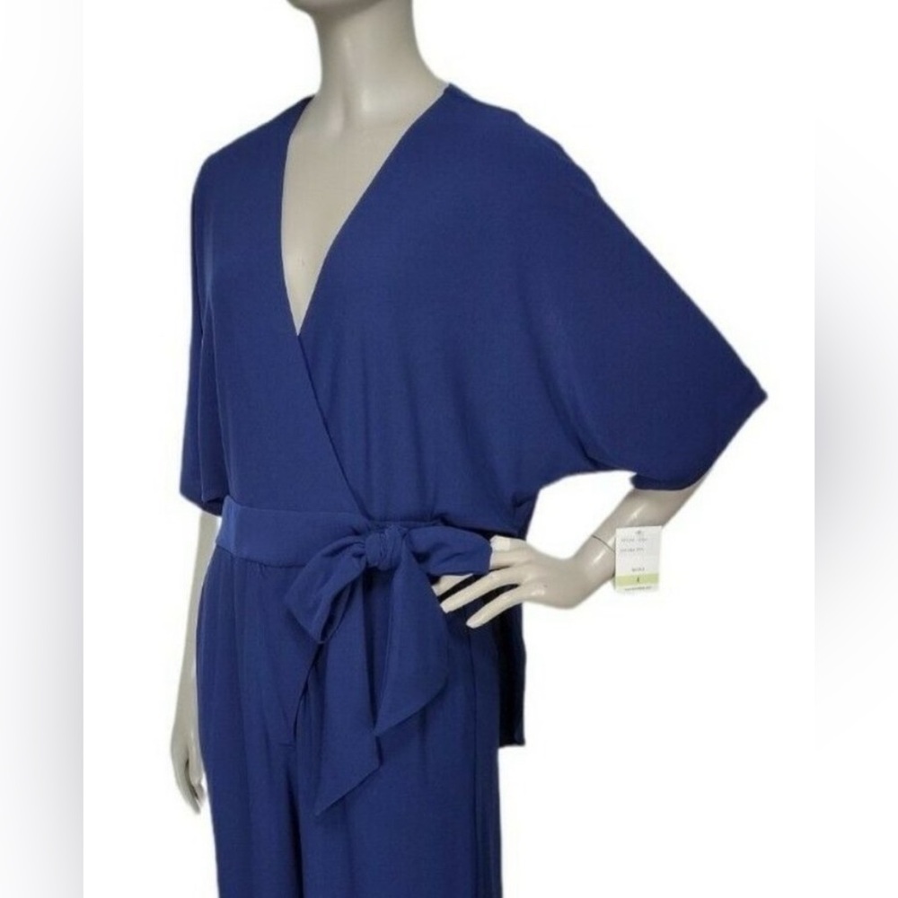 Elegant Navy Jumpsuit by Taylor - Picture 7 of 7